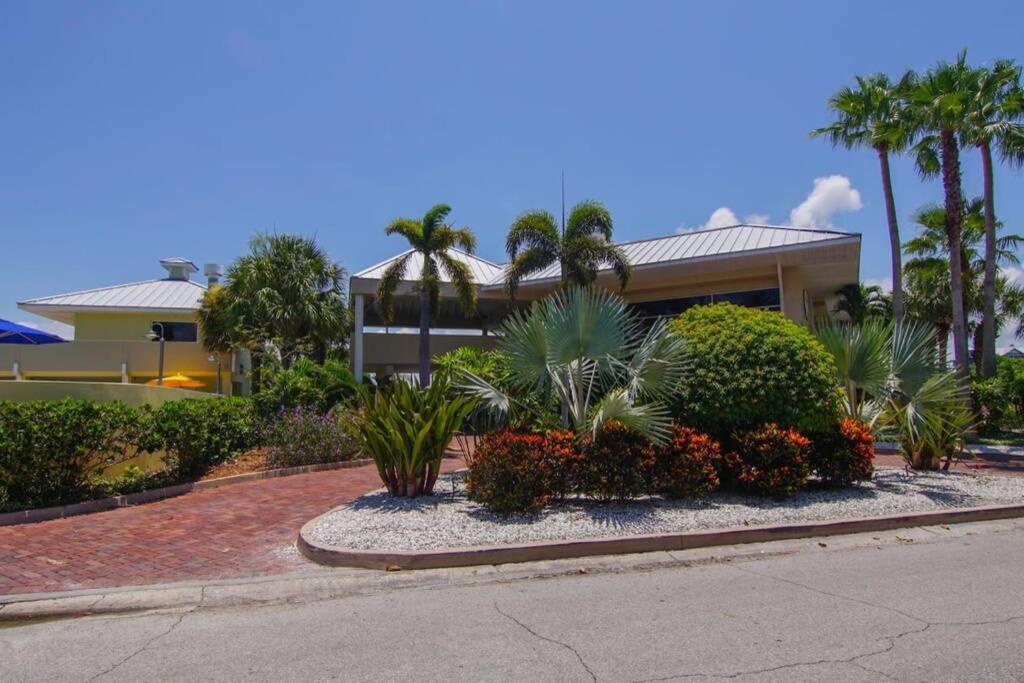 Riverview, Studio 507, Beach Steps Away!+Pool+Wifi Ruskin Exterior foto